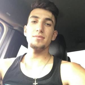 Meet your Posher, Jonathan